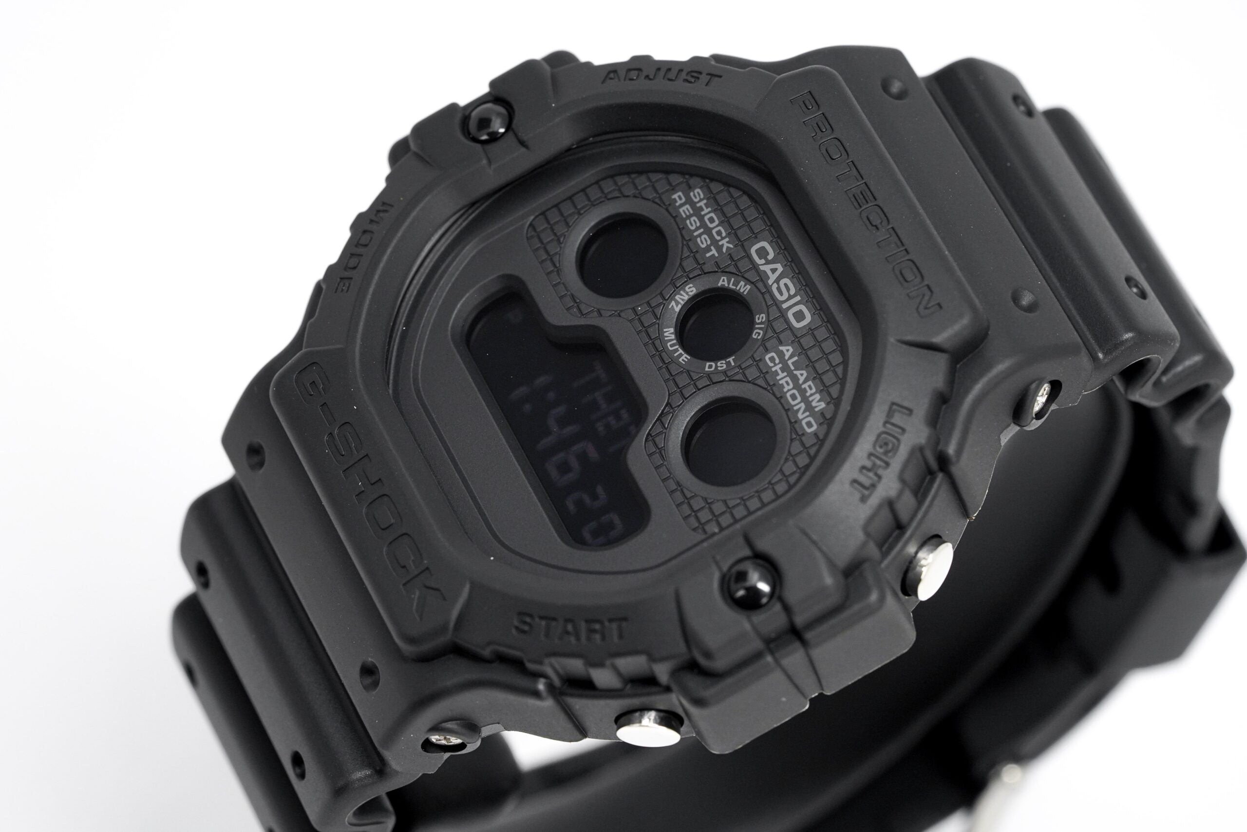 Casio G Shock Watch Mens Three Eyes Classic Basic Black Dw 5900bb 1dr