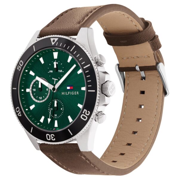 Tommy Hilfiger Larson 179 1983 - alternate view