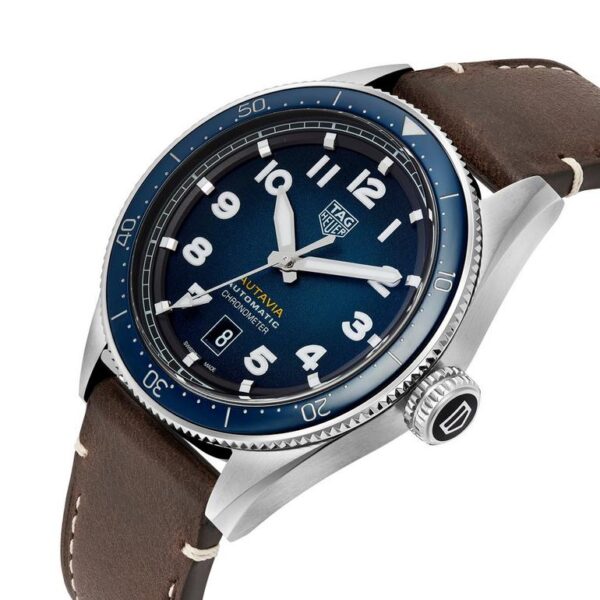 Tag Heuer Autavia Automatic Chronometer Mens Watch 2 - alternate view