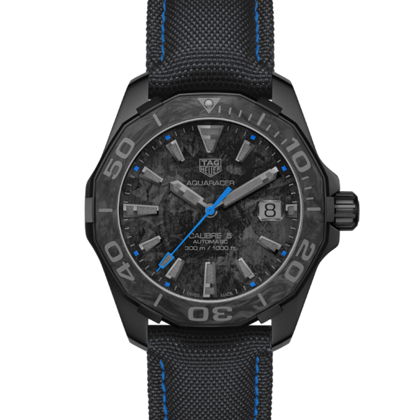 Montre Tag Heuer Aquaracer Calibre 5 pour homme, bracelet en nylon noir et cadran en carbone, référence WBD218C FC6447 - alternate view