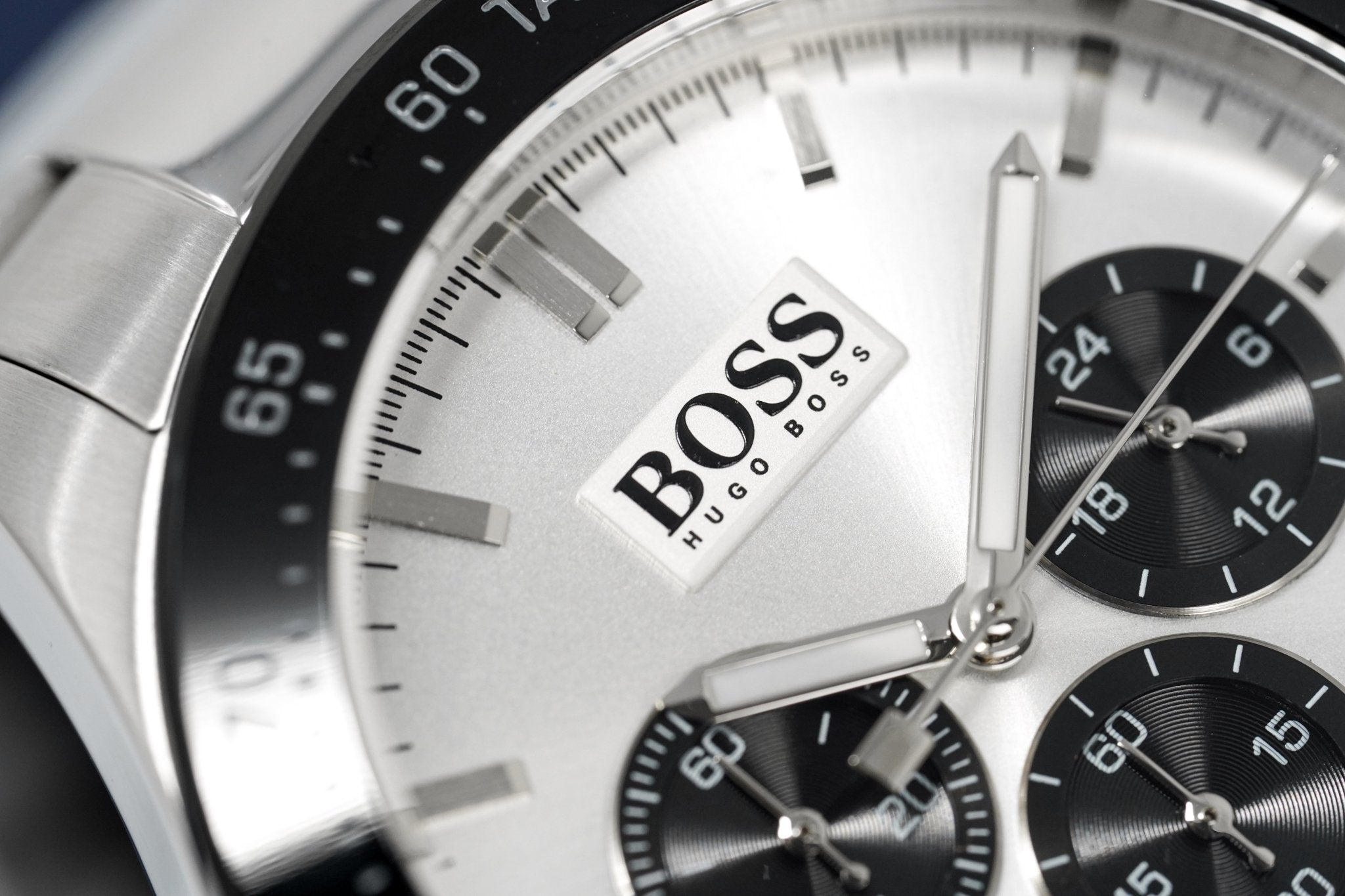 Hugo Boss Men S Watch Chronograph Ikon Panda Hb1512964 - Image 4