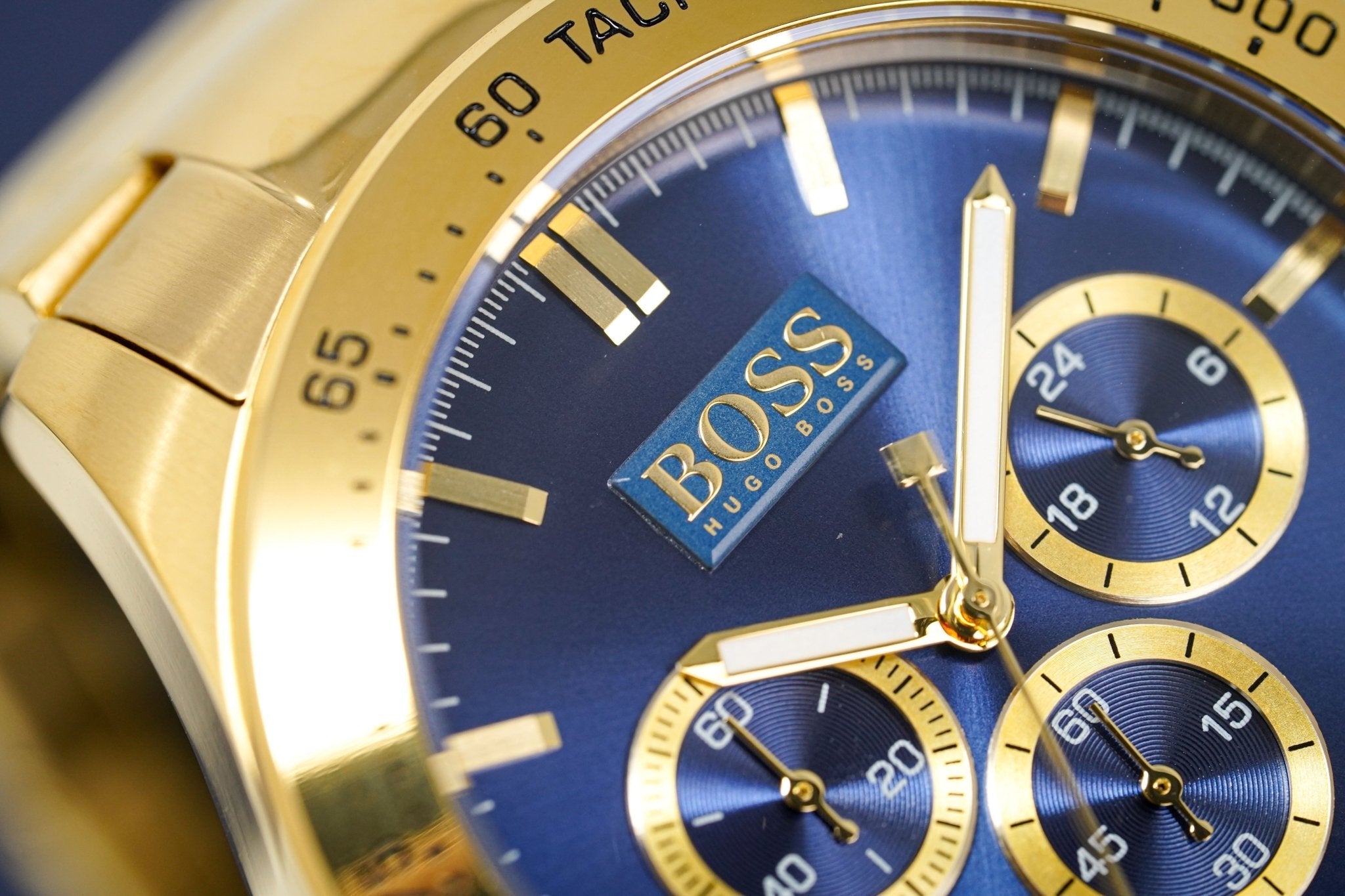 Hugo Boss Men S Watch Chronograph Ikon Yellow Gold Hb1513340 - Image 4