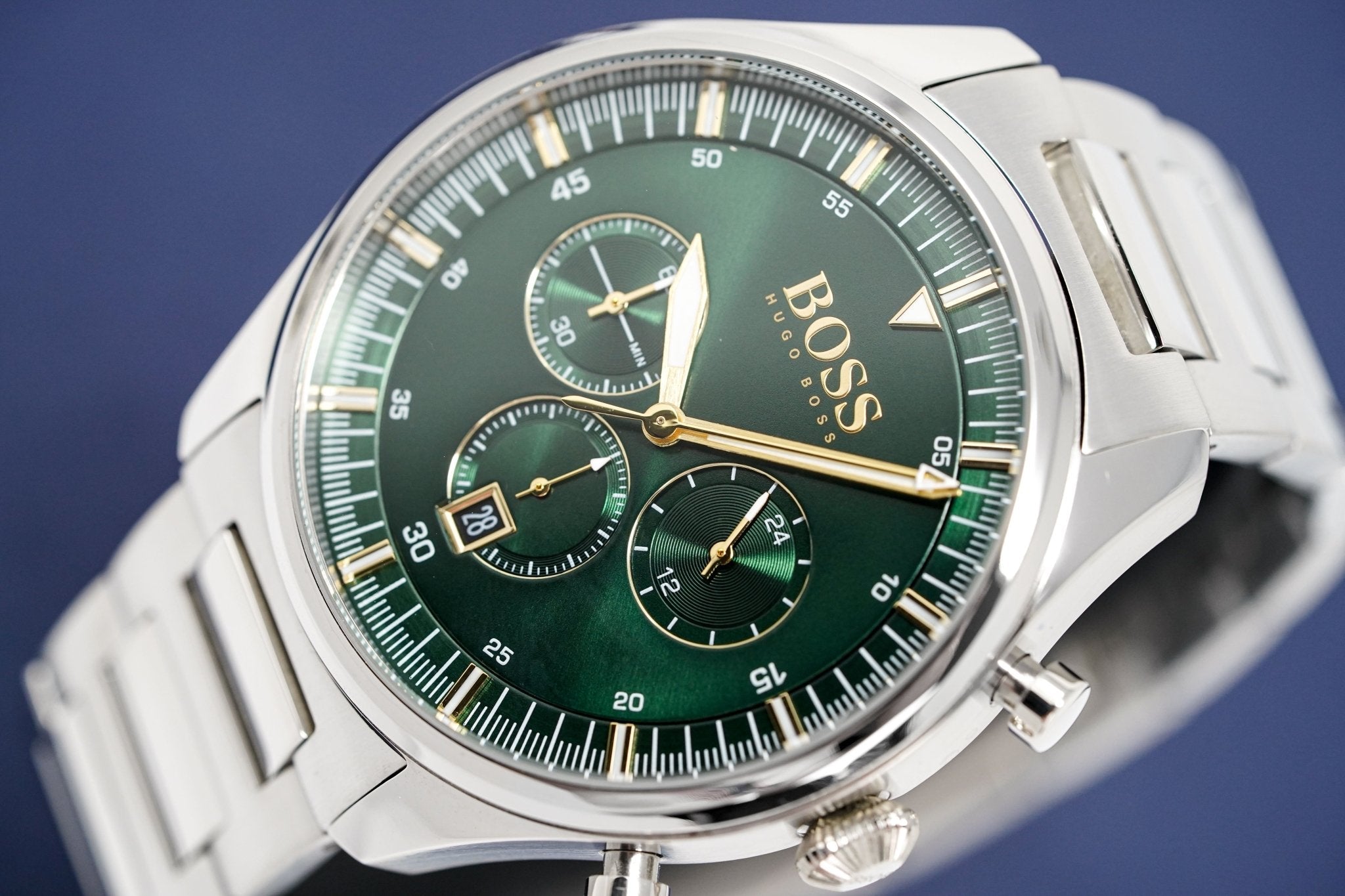 Hugo Boss Men S Watch Chronograph Pioneer Green Hb1513868 - Image 3